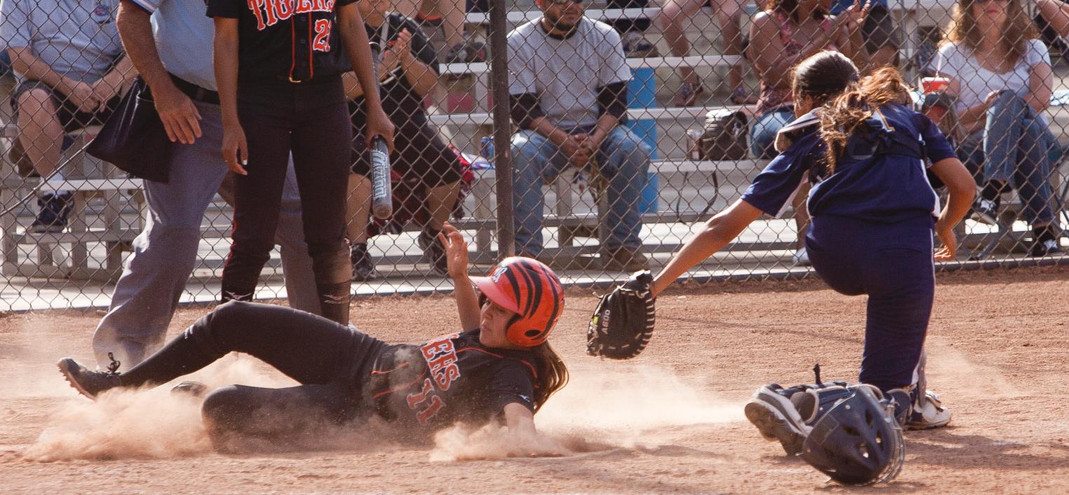 Barrios & Macias Sock Solo Home Runs to Power Tigers Past Ventura, 8-2